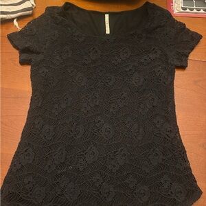 🌪️Leo & Nicole Lace Top medium